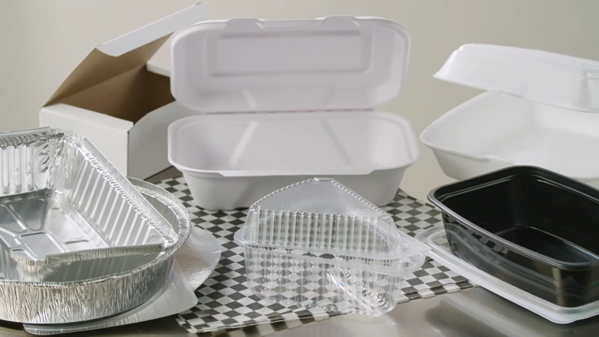 https://blog.wholesaleclub.ca/wp-content/uploads/2021/01/Takeout-Containers.png